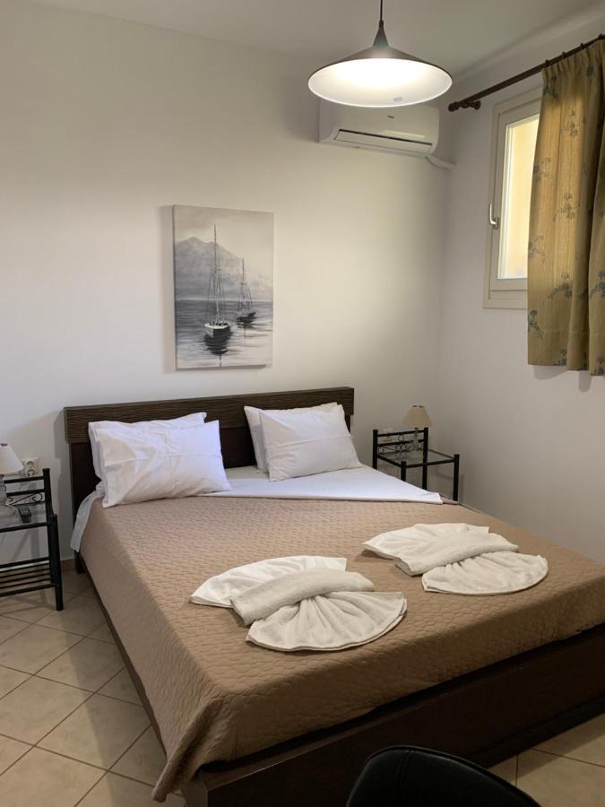 Little Yard Studios & Apartments #5 Budget Studio Naxos City Extérieur photo