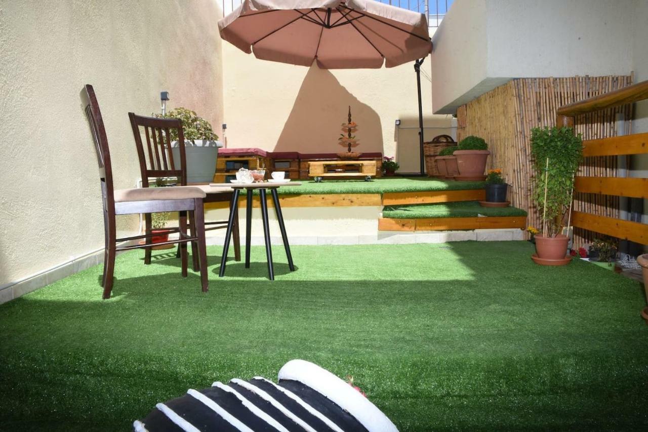 Little Yard Studios & Apartments #5 Budget Studio Naxos City Extérieur photo